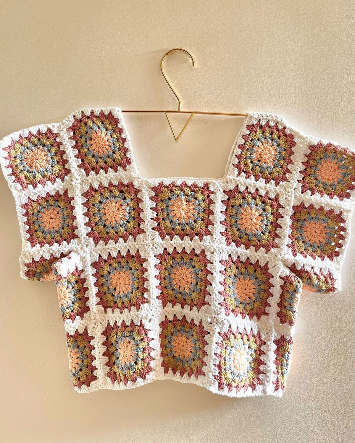 Granny Crochet Sleeve Shirt